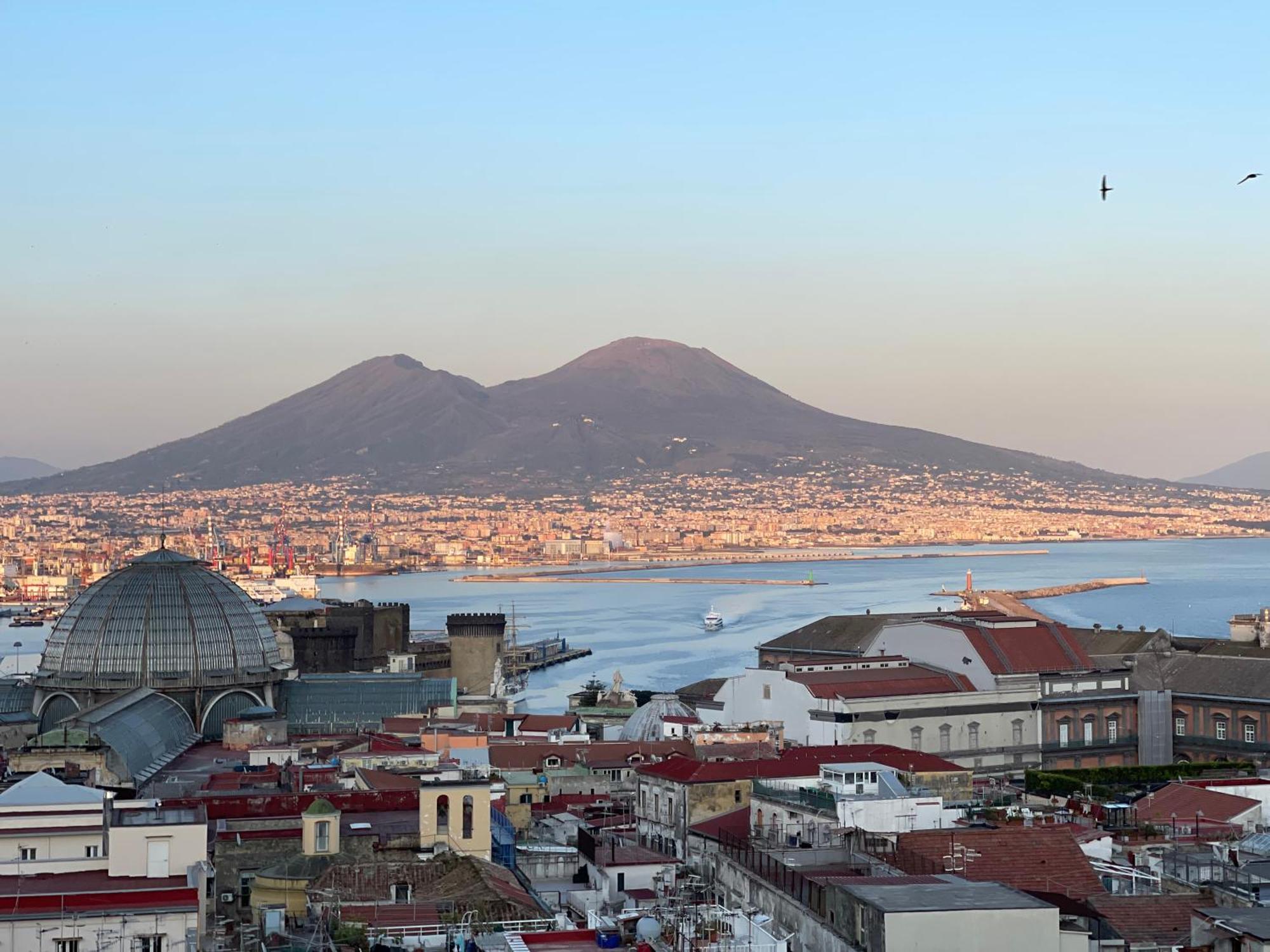 Attico Cedronio Apartment Napoli Bagian luar foto