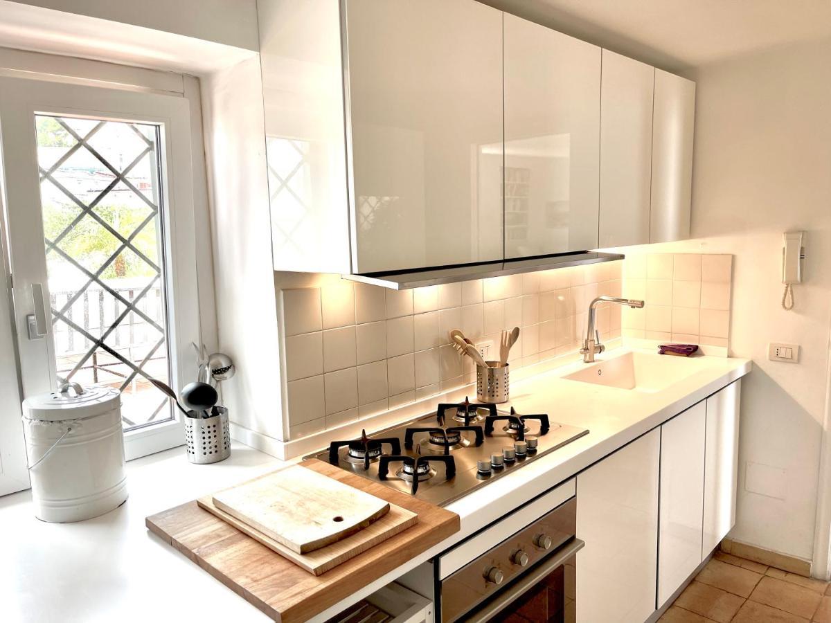 Attico Cedronio Apartment Napoli Bagian luar foto